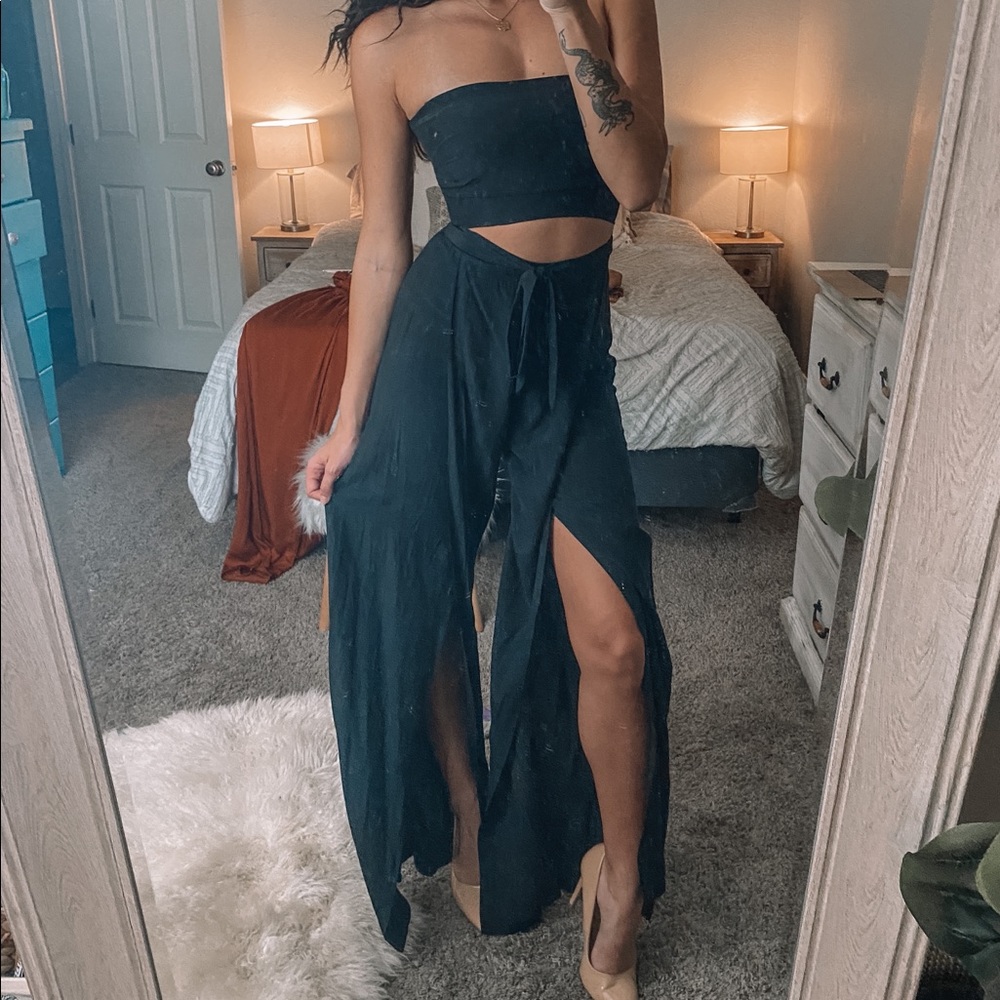 Black Strapless Jumper with Cutouts